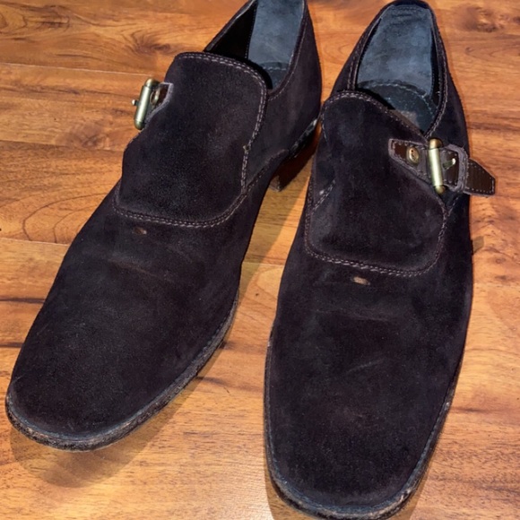 Louis Vuitton Shoes - Picture 1 of 3